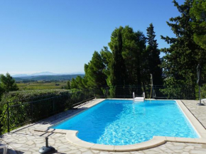 Charming Villa with Private Pool in Beaufort